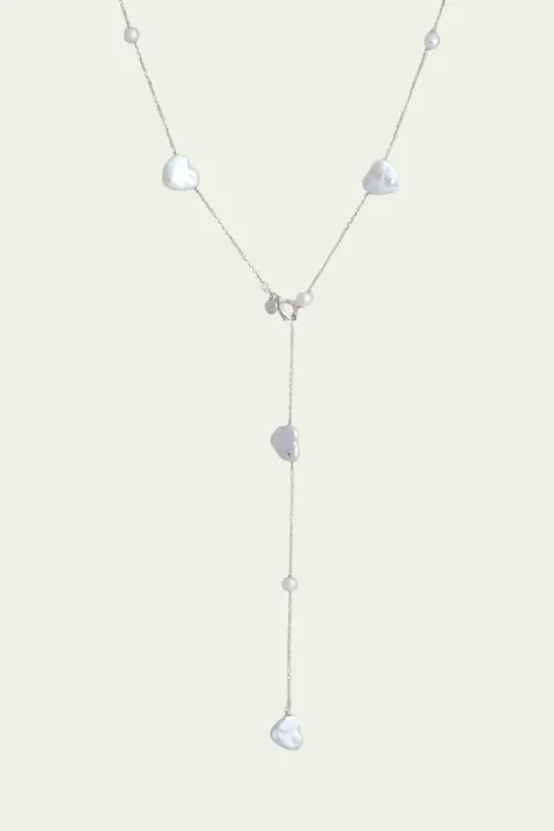 Naszyjnik Infinite Pearl w wersji ze srebra próby 925 oraz pozłacanej 24k złotem, z perły okrągłej i perły w kształcie serca, na delikatnym łańcuszku całość wykonana ręcznie.jpg